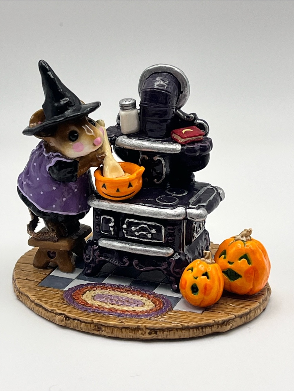 1992 Wee Forest Folk M185a Halloween Mouse Witch Figurine Donna Peterson